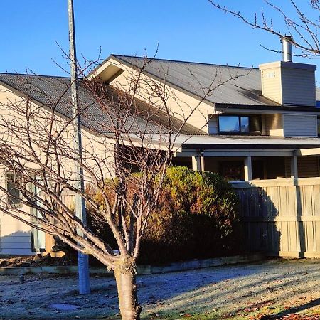 Вилла 3 Grantham Drive Ханмер-Спрингс Экстерьер фото
